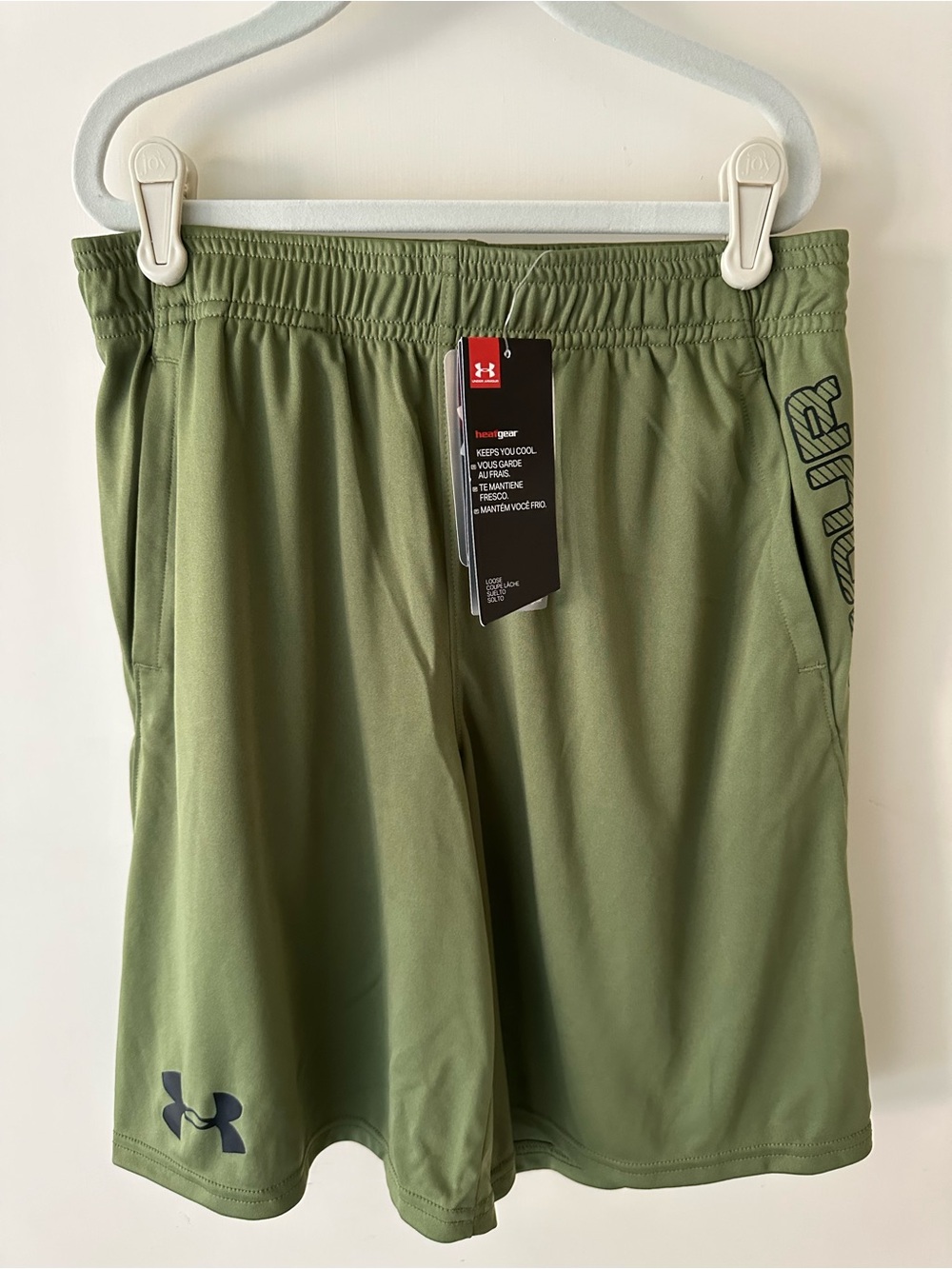 NWT Boys Under Armour Olive Green Athletic Shorts with Pockets Size YL Youth L